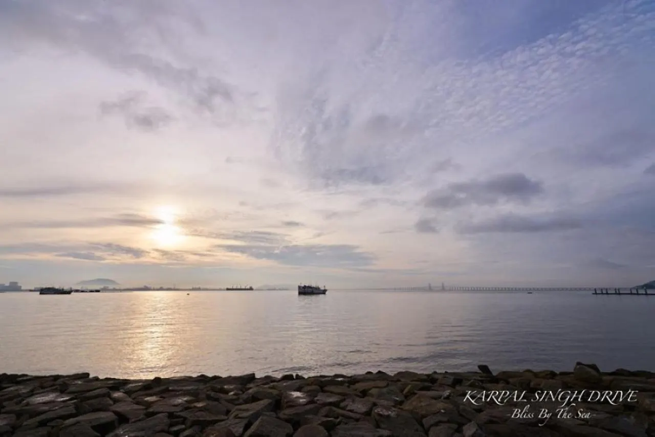 Maritime Luxury Suites George Town 0*,  Malaysia